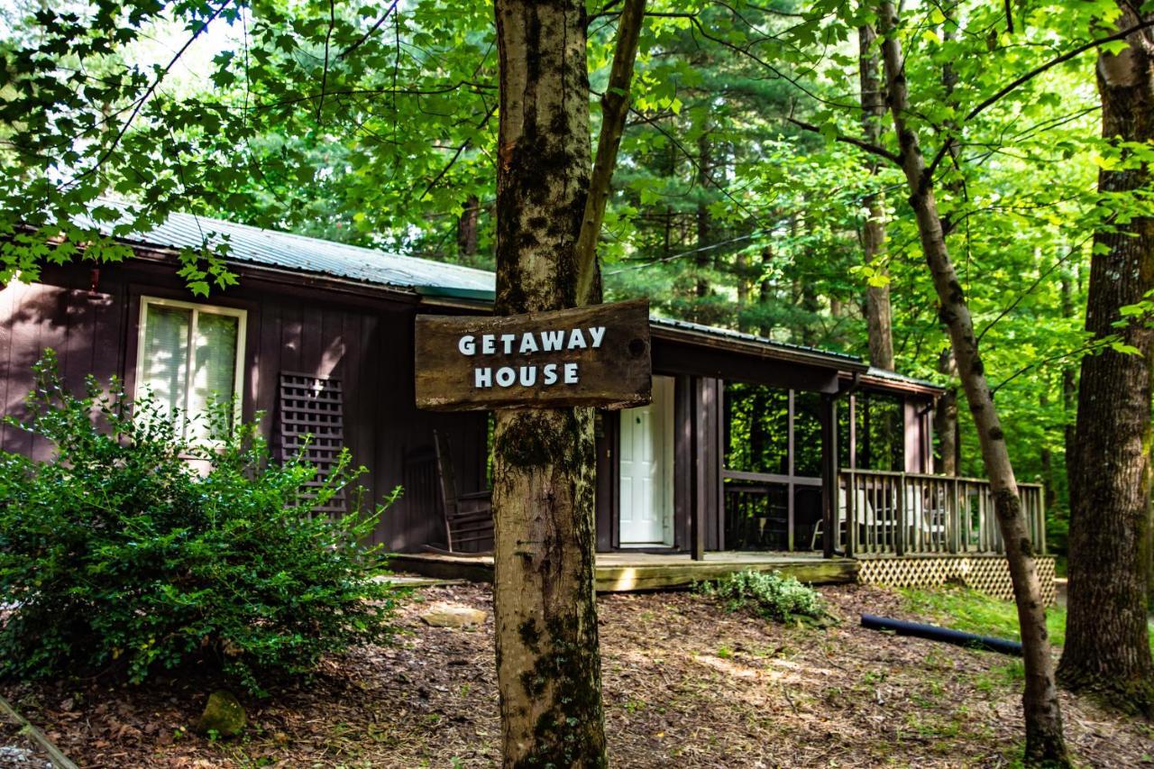Avenwood Cabins Logan Exterior foto